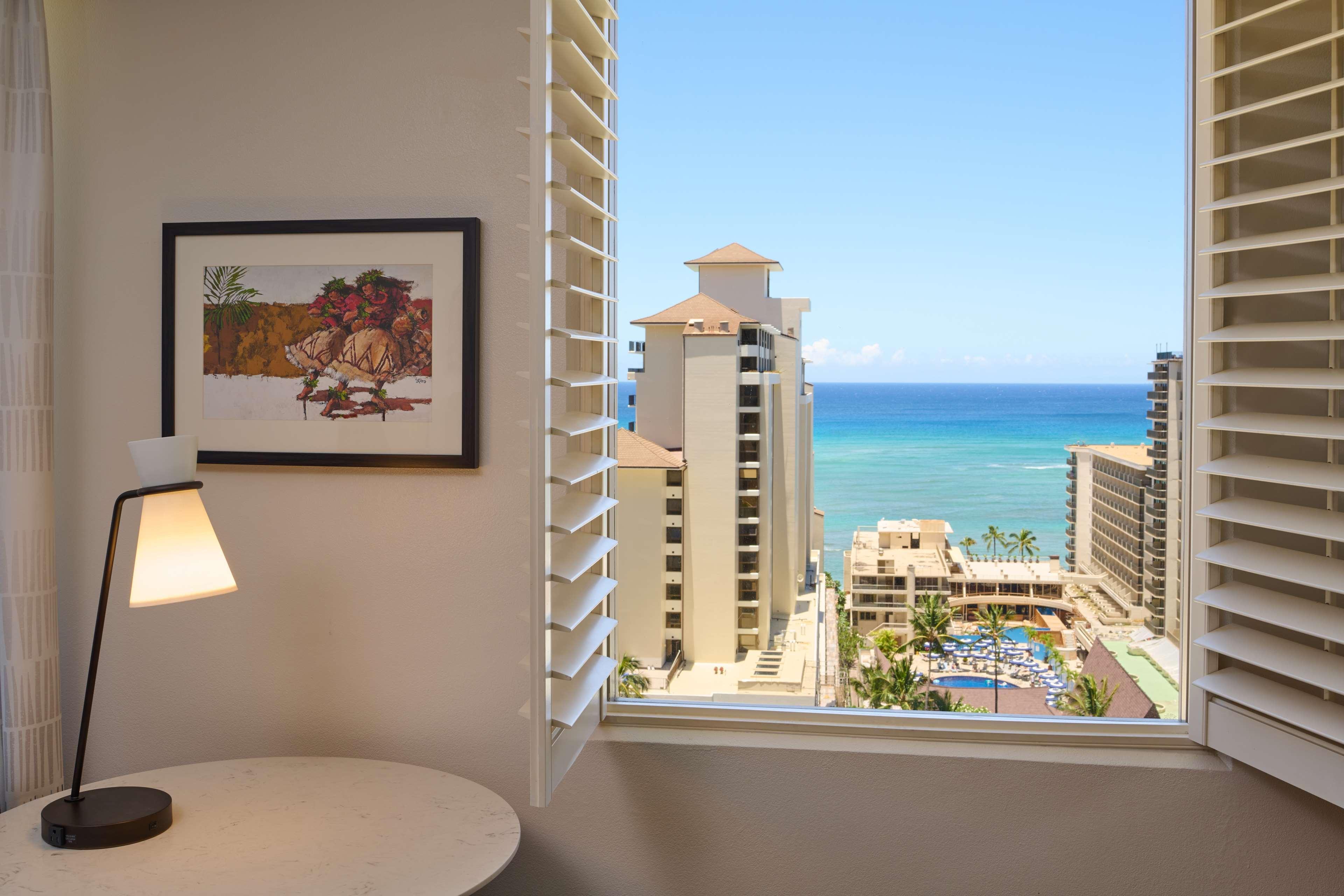 Embassy Suites By Hilton Waikiki Beach Walk Honolulu Kültér fotó