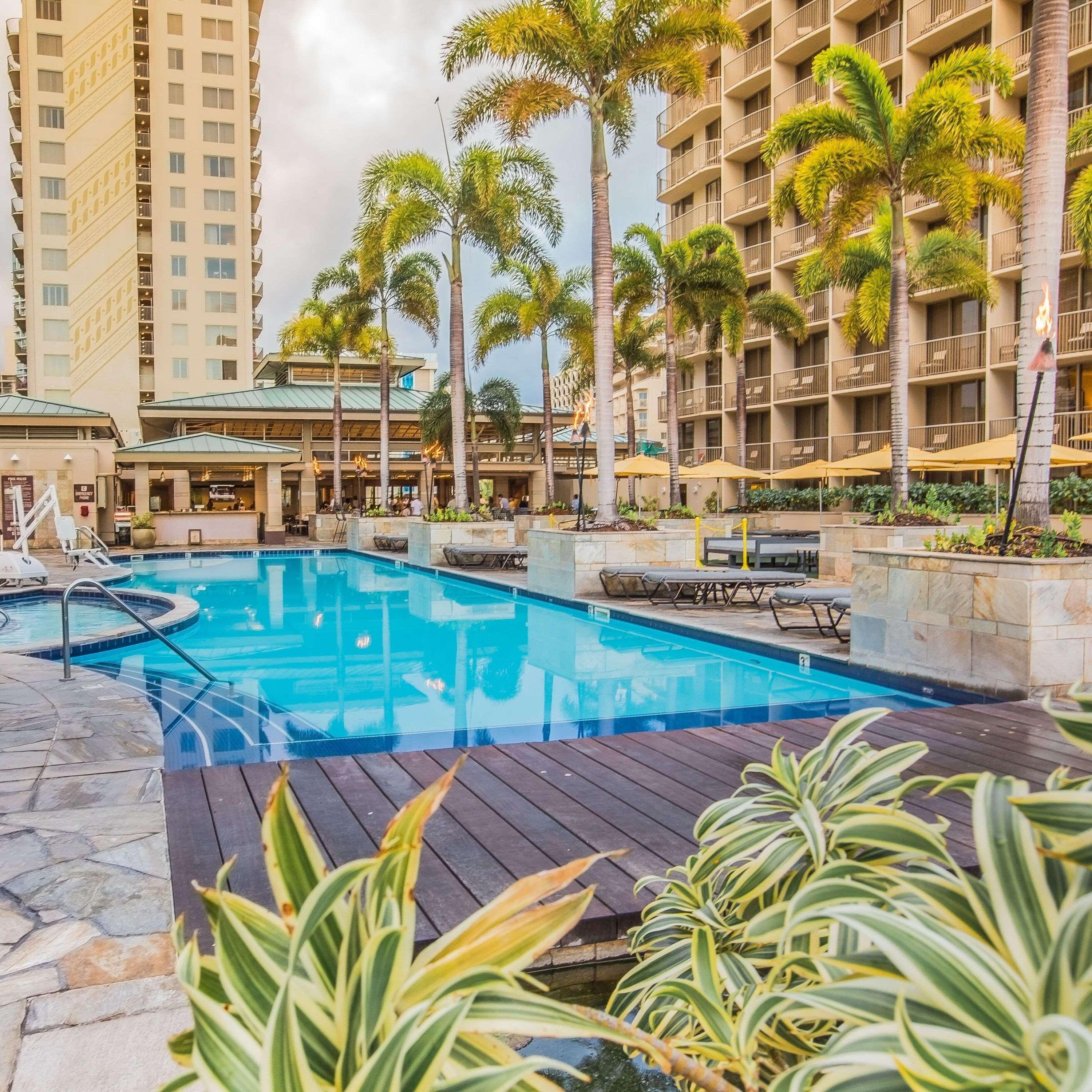 Embassy Suites By Hilton Waikiki Beach Walk Honolulu Kültér fotó