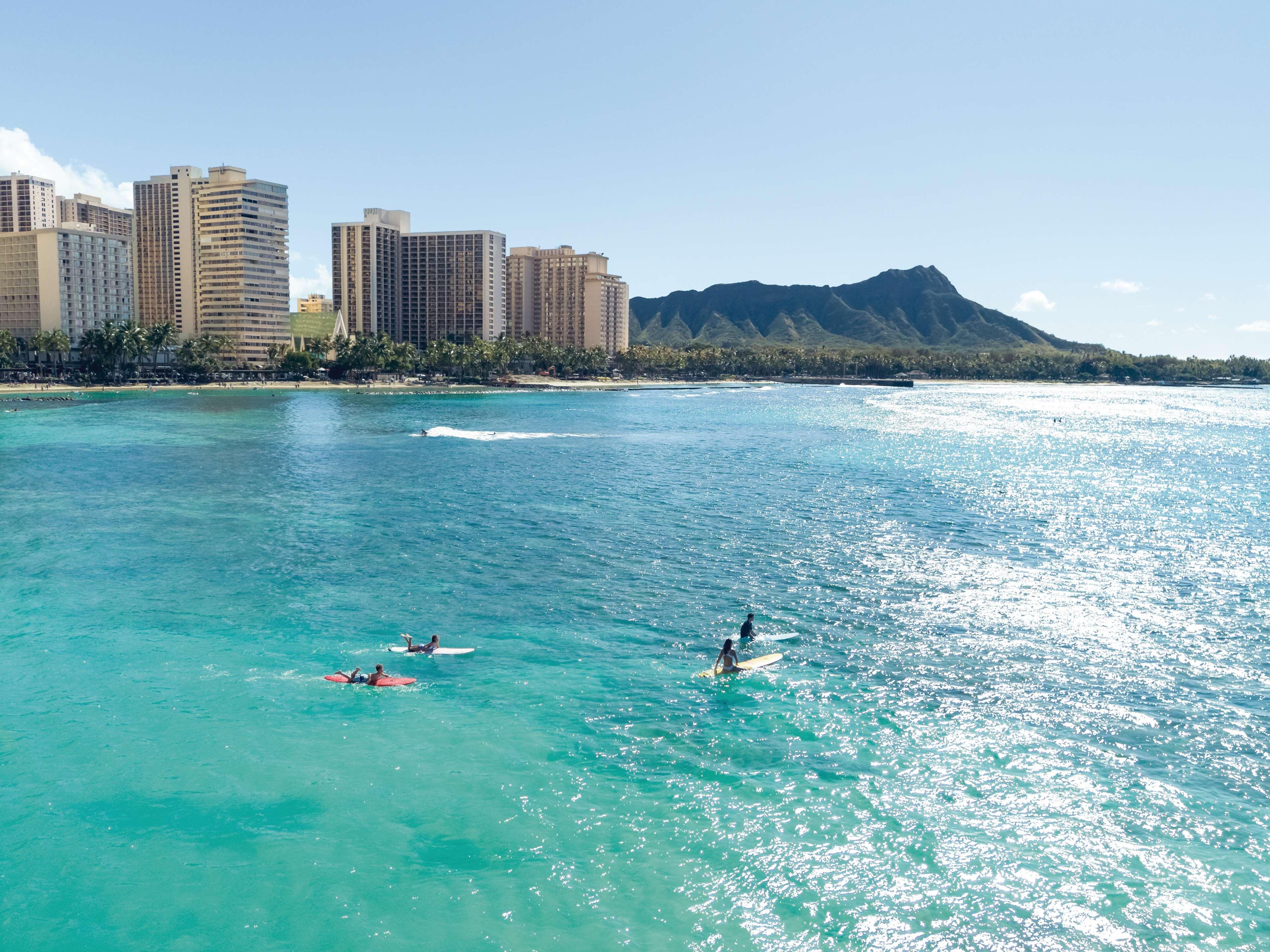 Embassy Suites By Hilton Waikiki Beach Walk Honolulu Kültér fotó