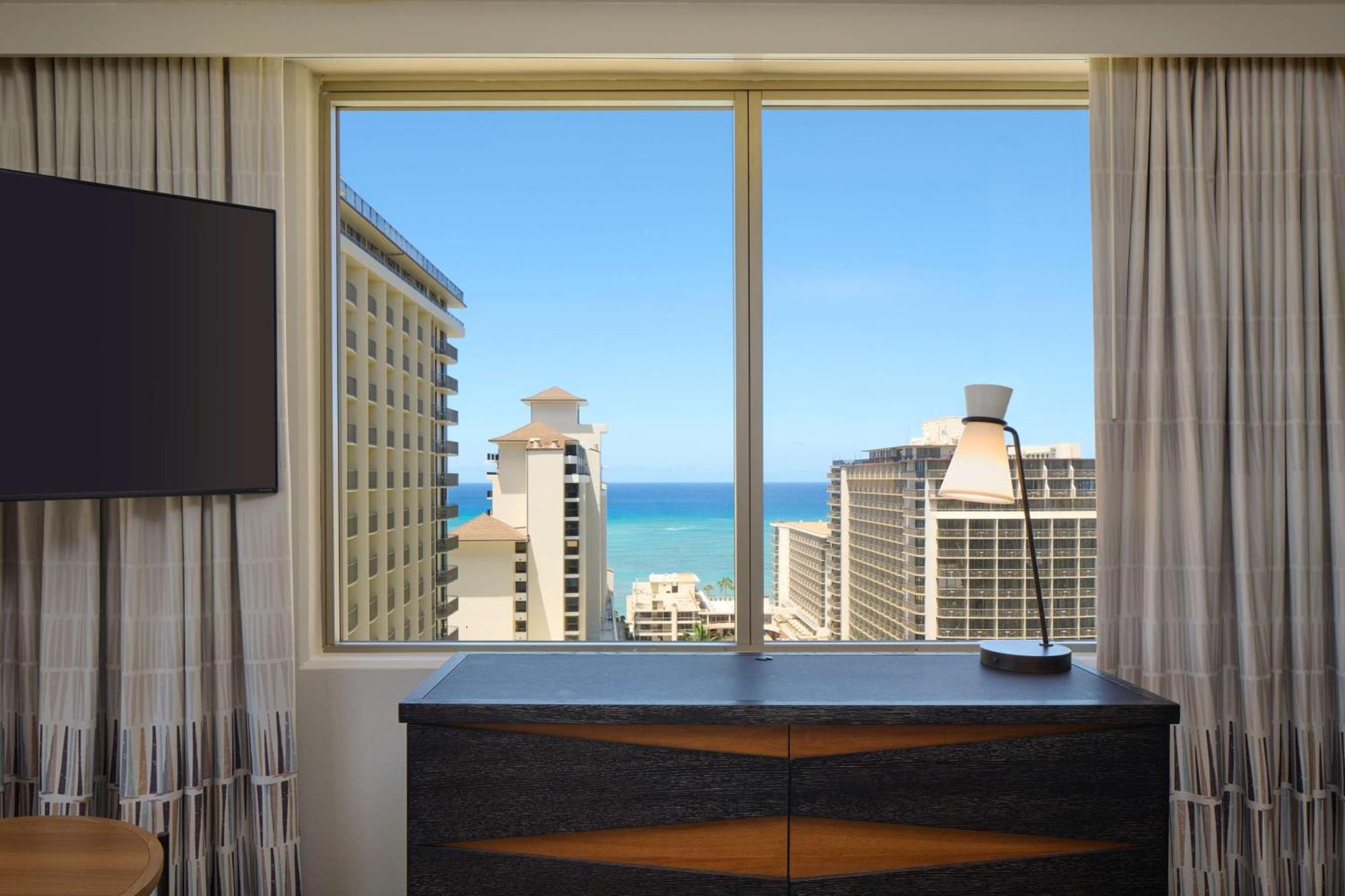 Embassy Suites By Hilton Waikiki Beach Walk Honolulu Kültér fotó